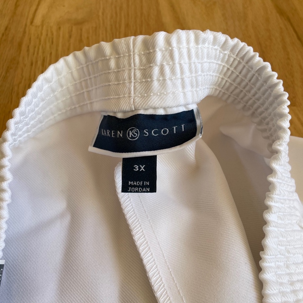 📦 SOLD - Women’s white pants. Size 3X. NWT. - Picture 3 of 5